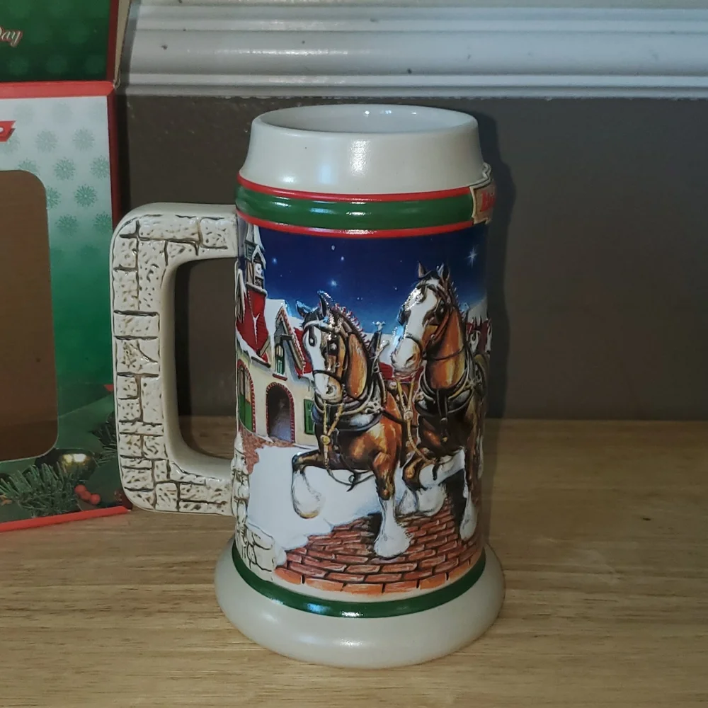 Budweiser 1998 holiday